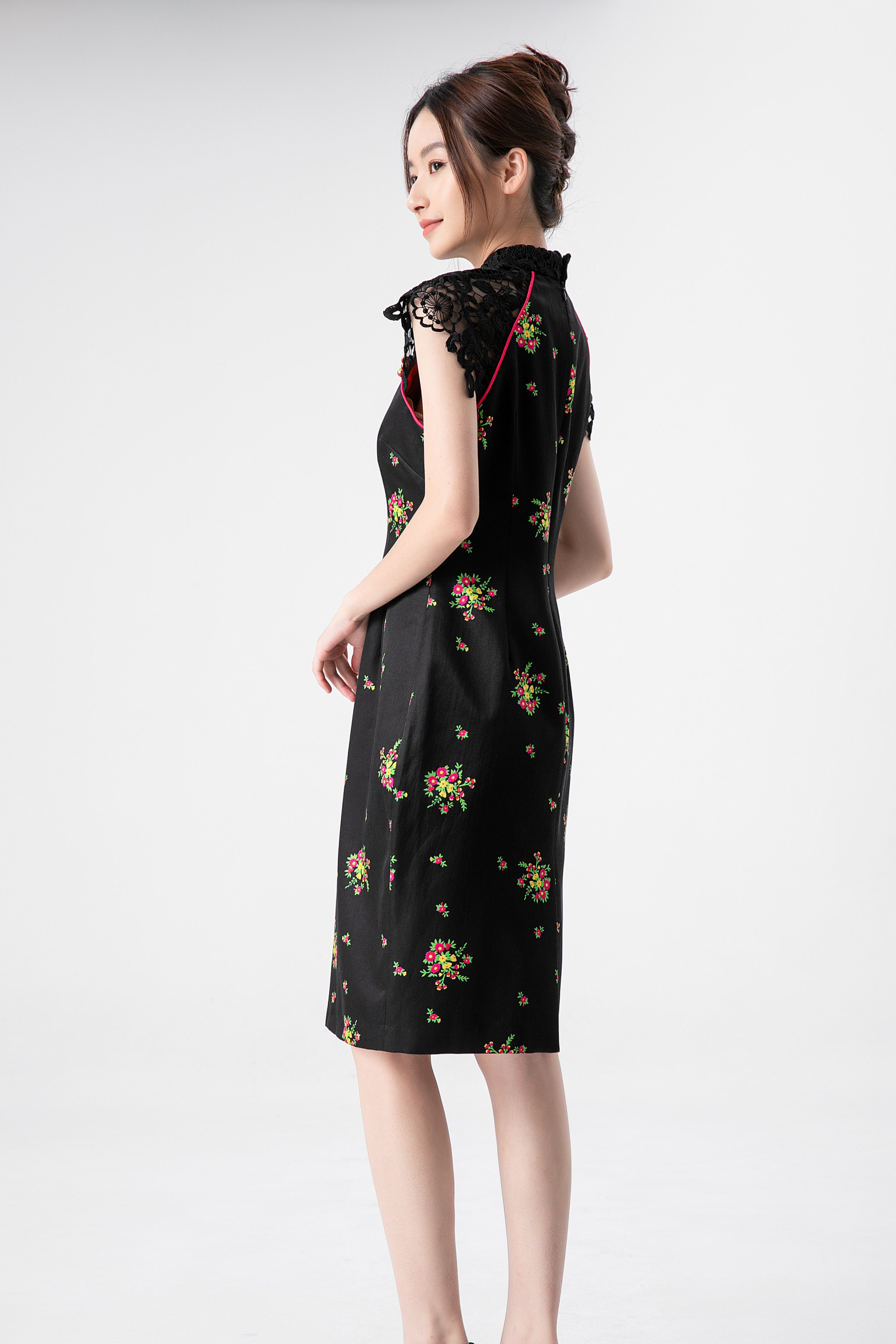Lace Sleeves Floral Print Cheongsam