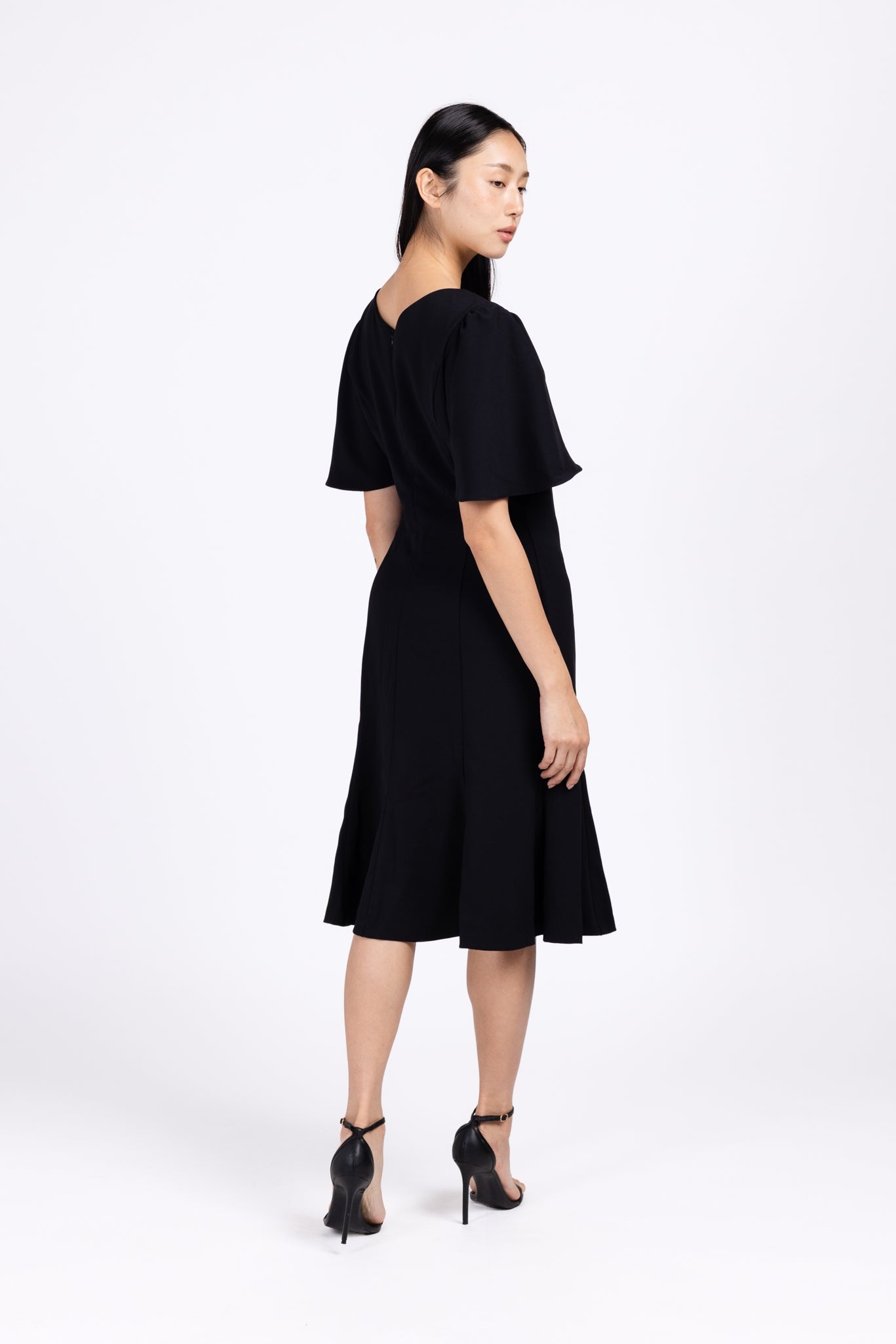 CLAUDIAN Flare Sleeves Fitted Midi Dress